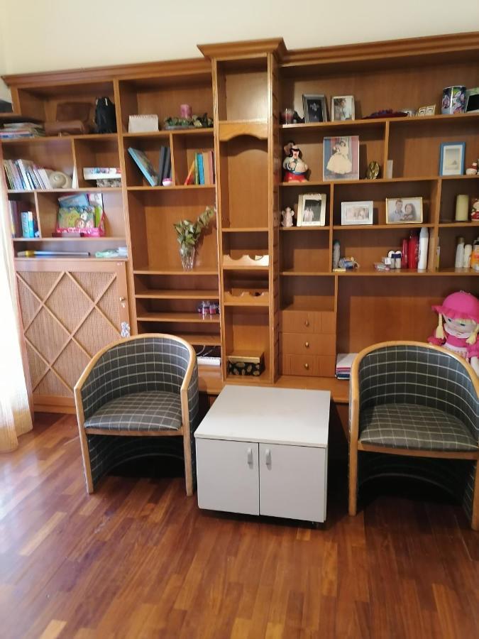 דירות אתונה Kомната Гостья מראה חיצוני תמונה